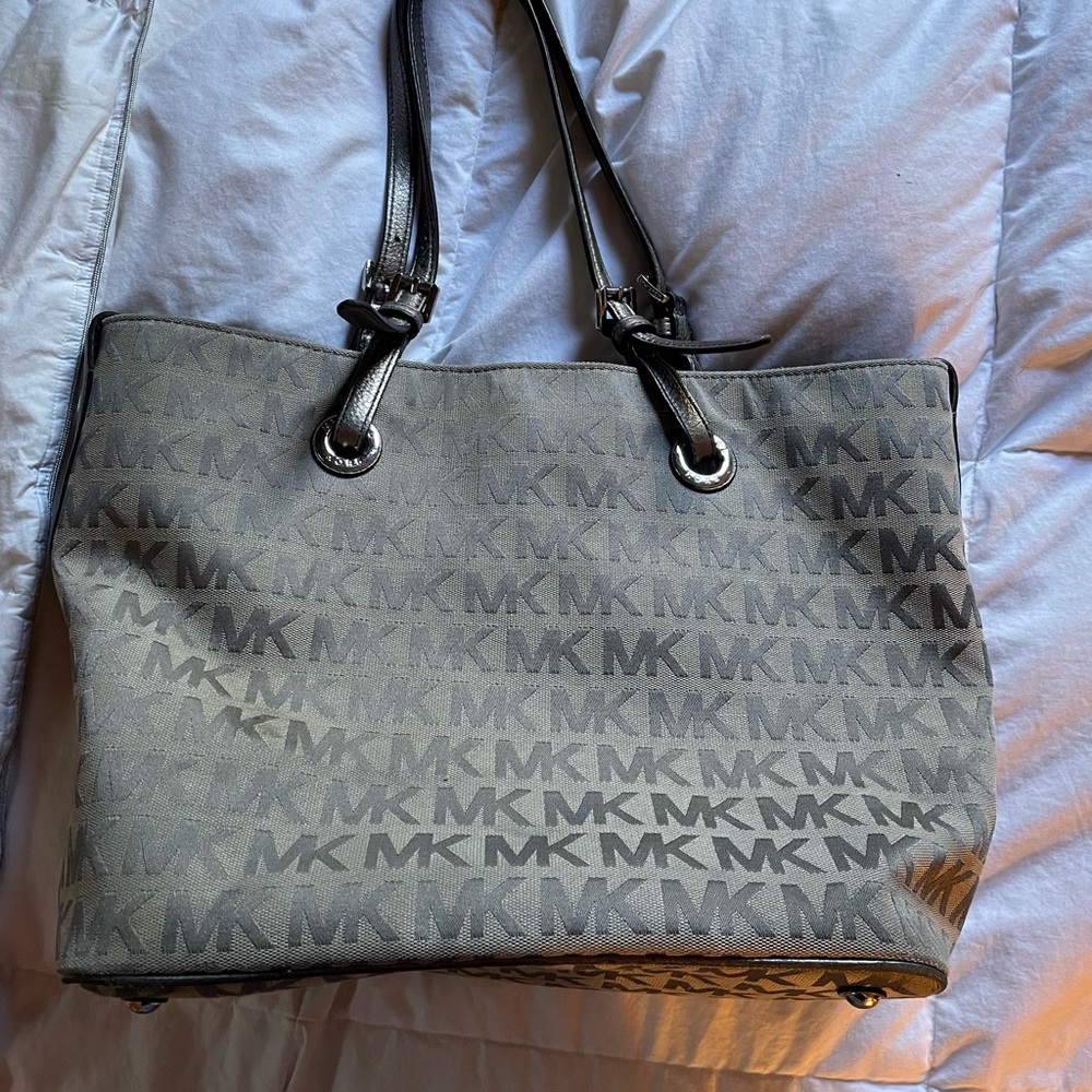 Michael Kors purse, Large with logo MK